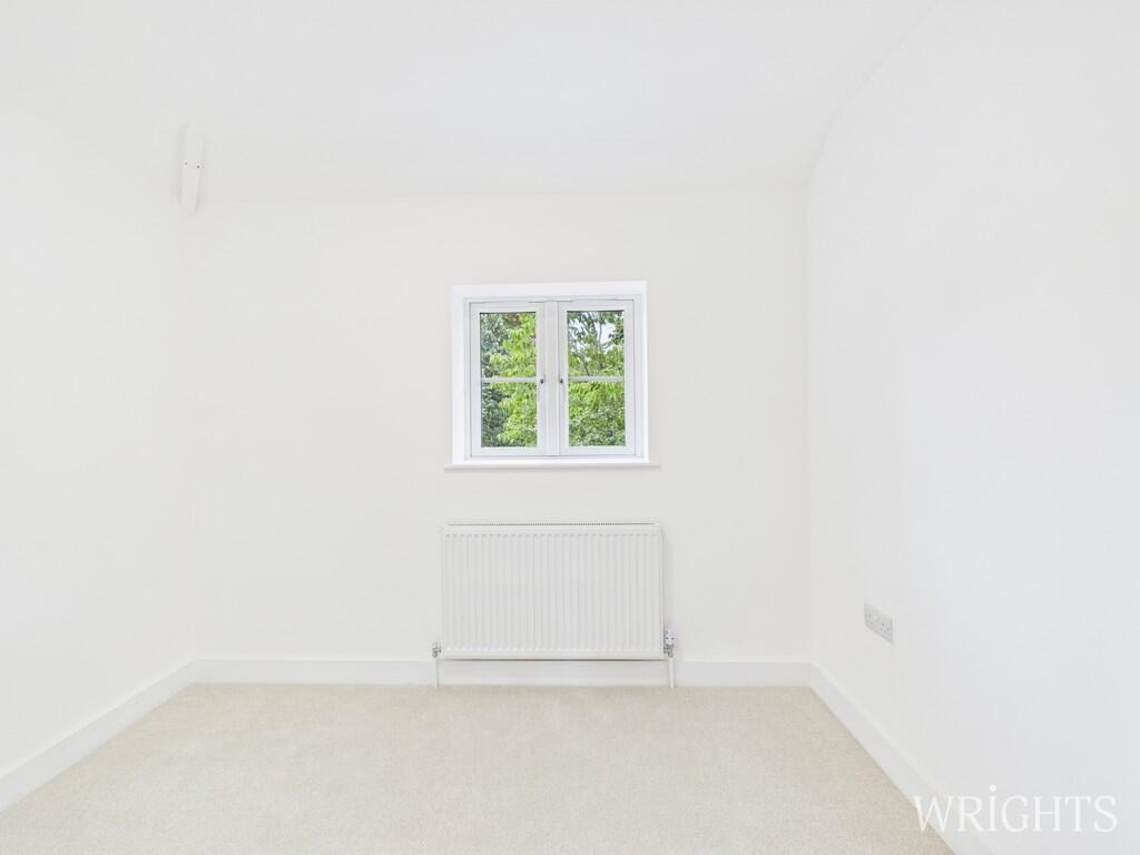 CAM02796G0-PR0481...