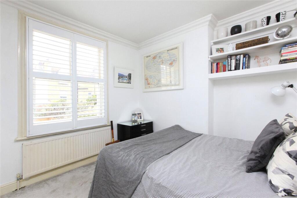 property in Foulser Road, 
Tooting Bec, SW17