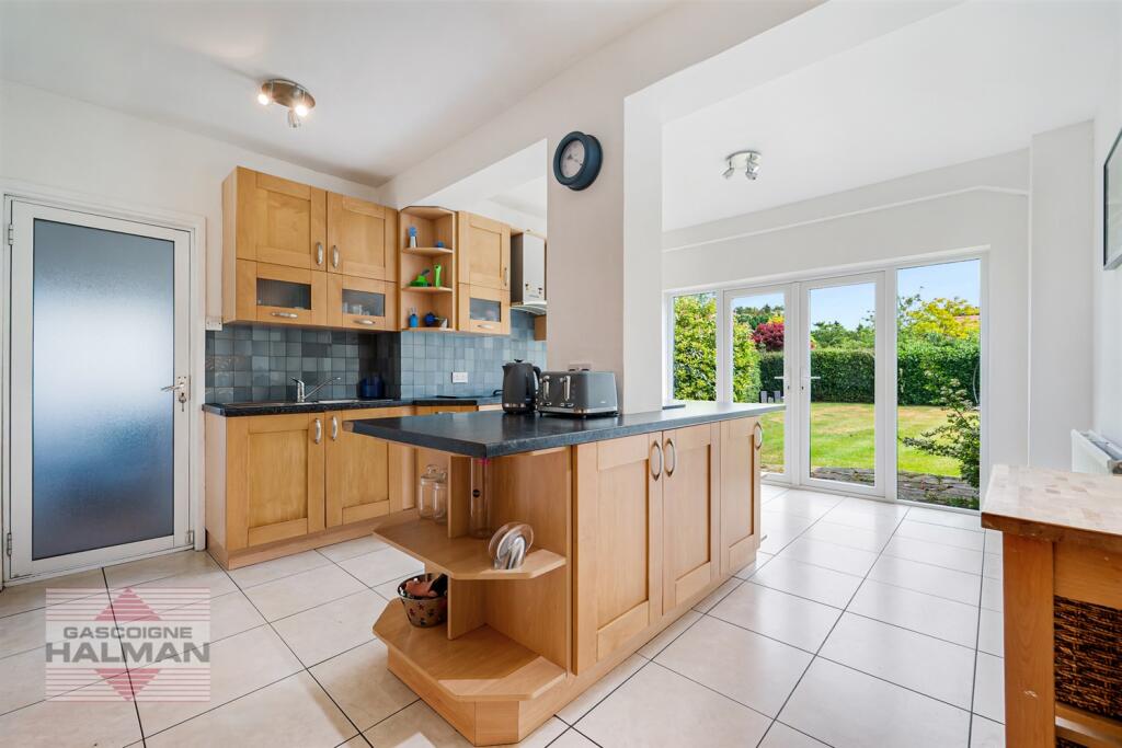 Breakfast Kitchen