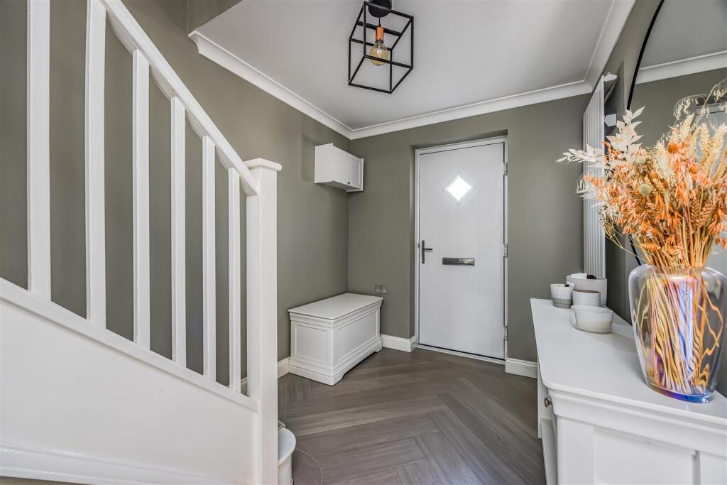 29 Edenbridge Road Southsea-Small-PorticoMarketing