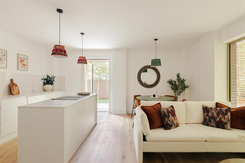 The Sidings Apt 3-14.jpg