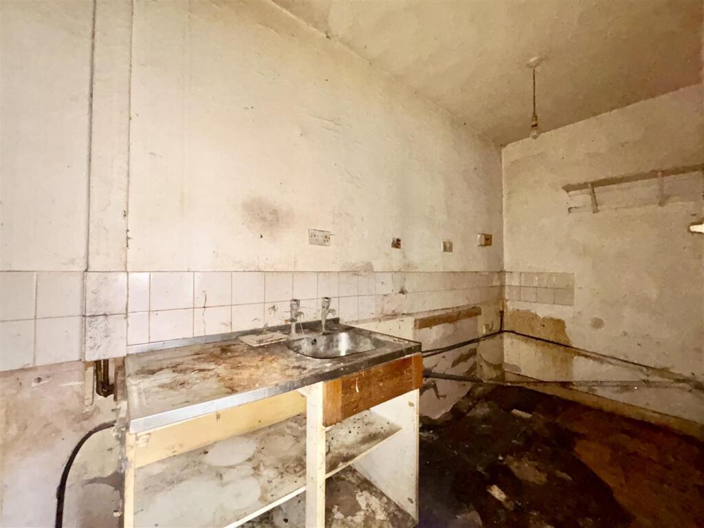 image00007 - Copy.jpeg