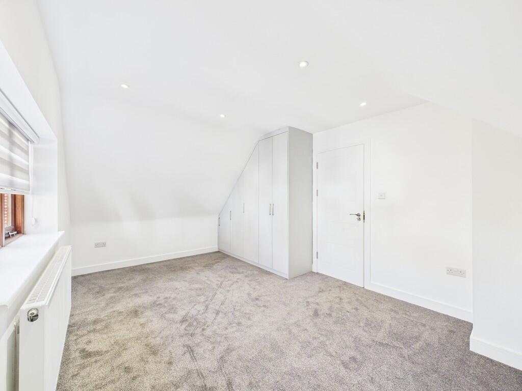 CAM03519G0-PR0383...