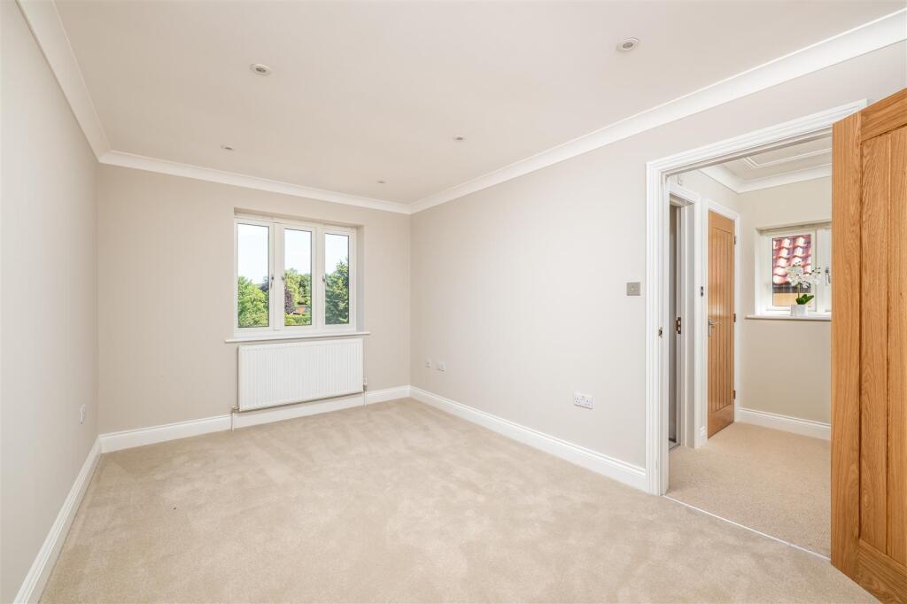 250618 - Plot 5 Halls Close, Braughing - 21.jpg