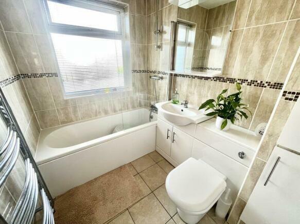 bathroom.jpeg