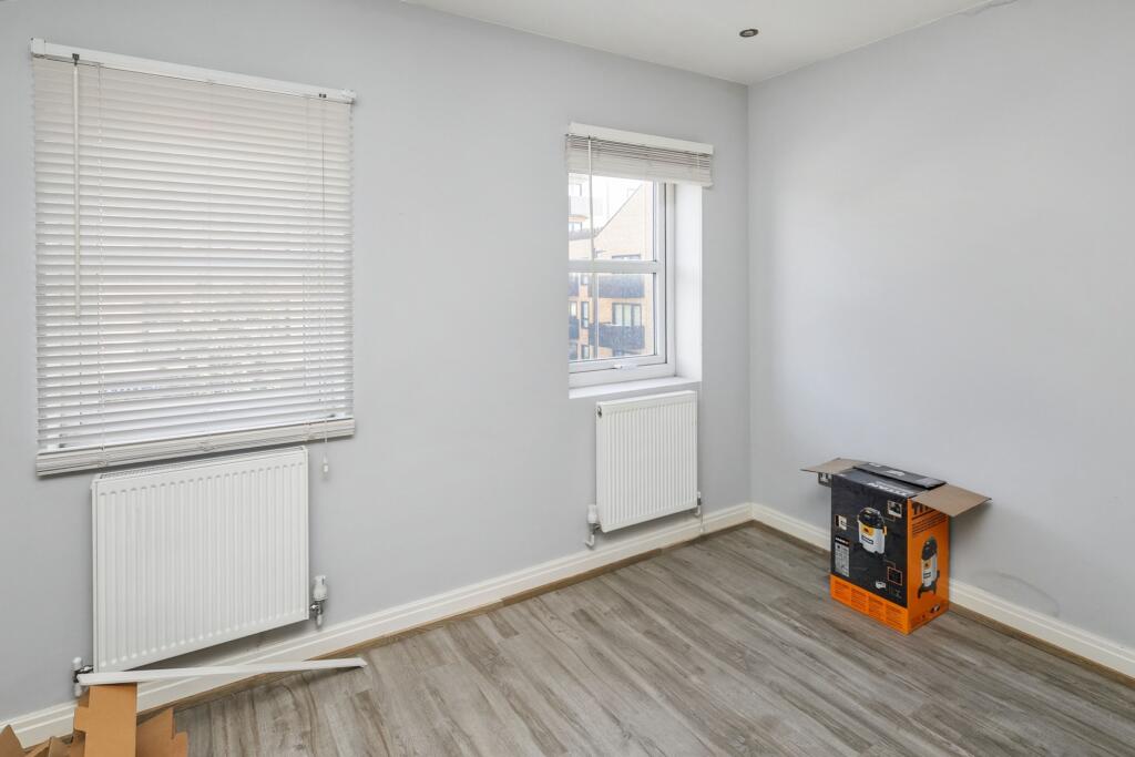 Flat 6, 68 Boston Road, Hanwell, London, W7 2ET