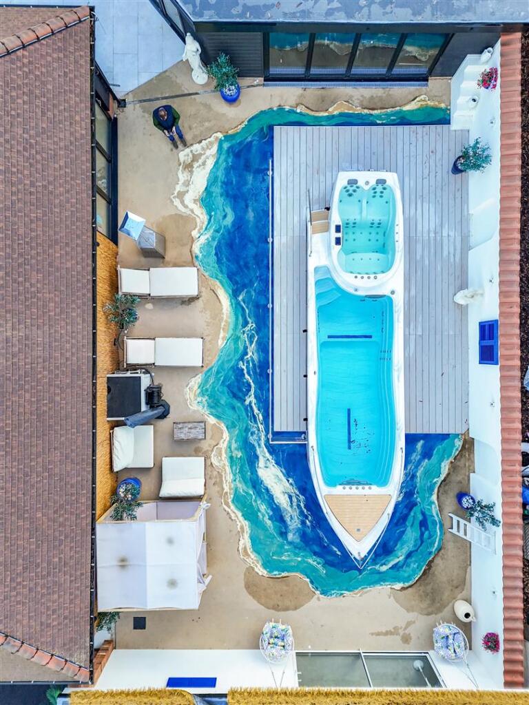 DJI_20251210114155_0050_D.jpg