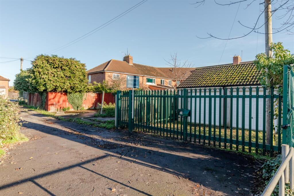 Garage, Sea Mills 10.jpg