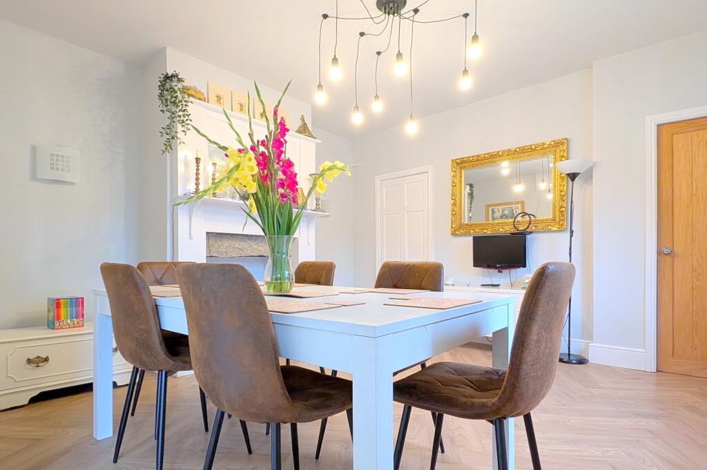 17 Cookson EweMove Brighouse (21)