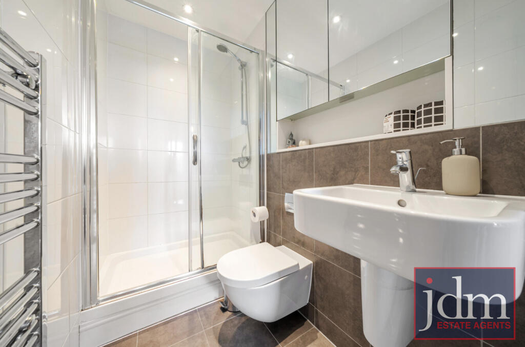 445e5972-b703-401...