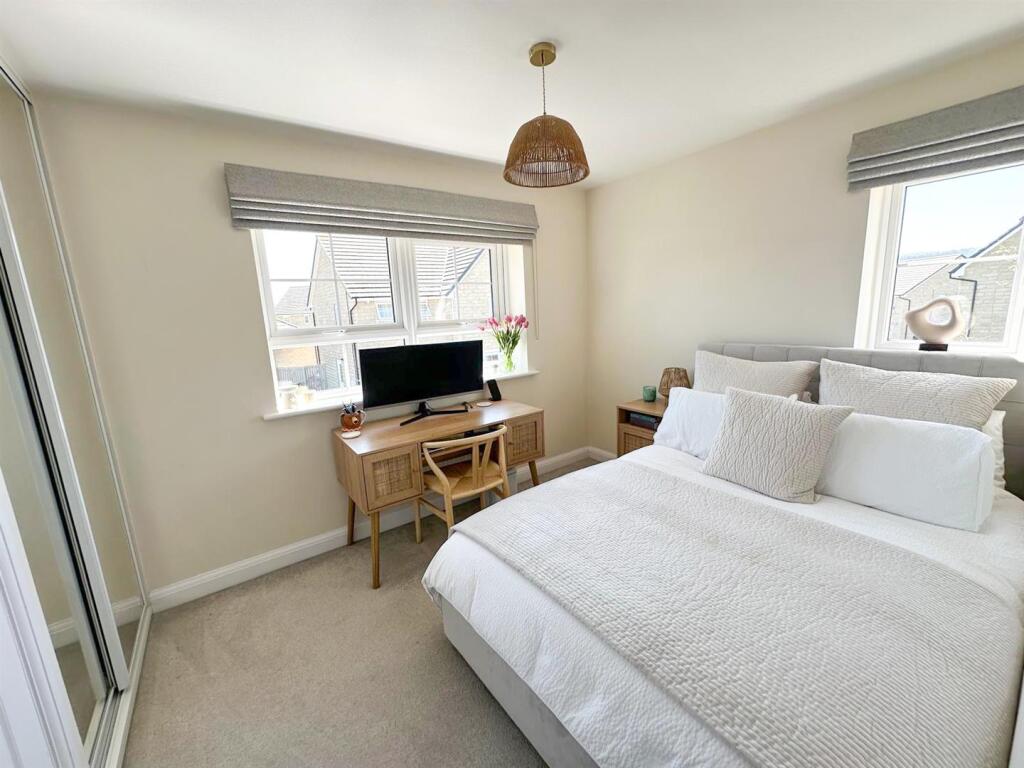 Three bed detached property, Silsden 18