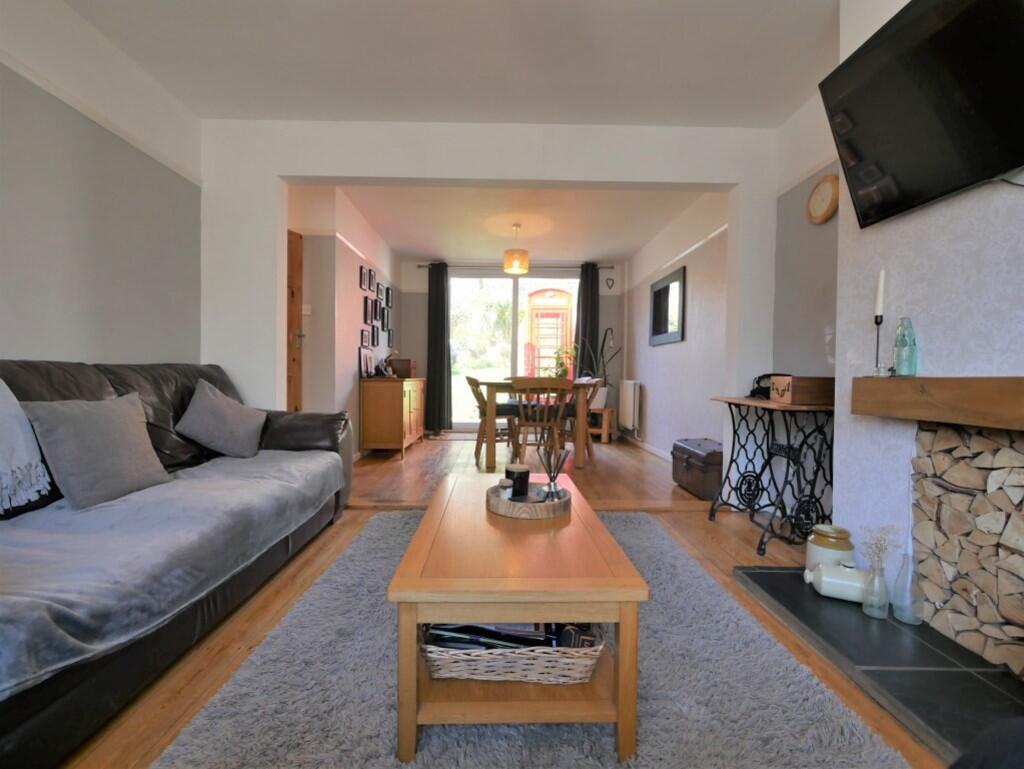 DINING THROUGH SI...