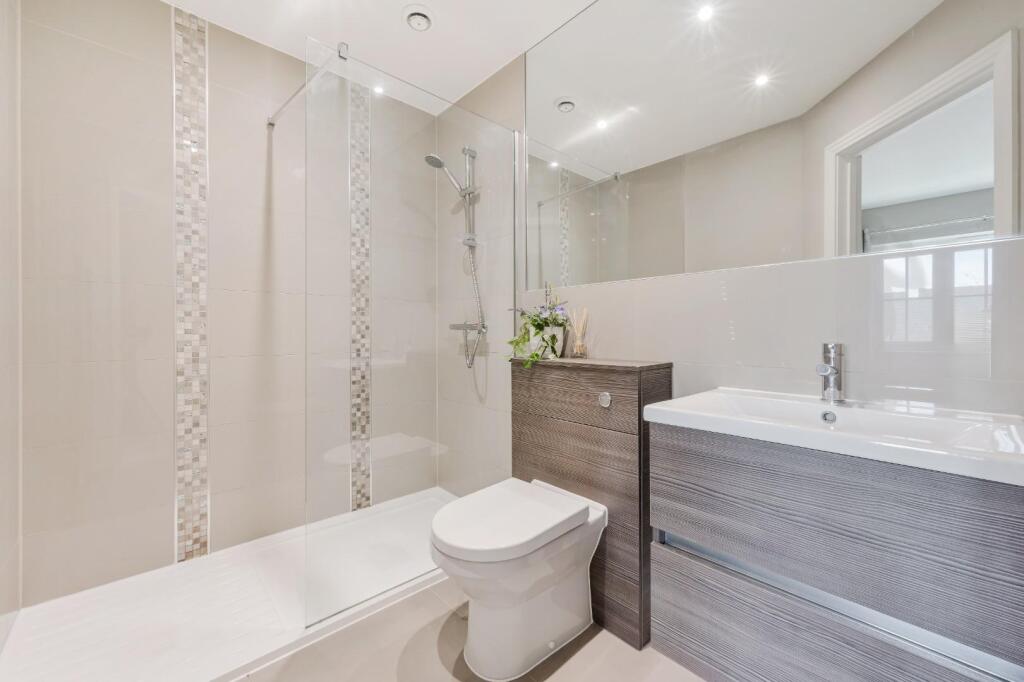 CHESSINGTON ROAD -7.jpg