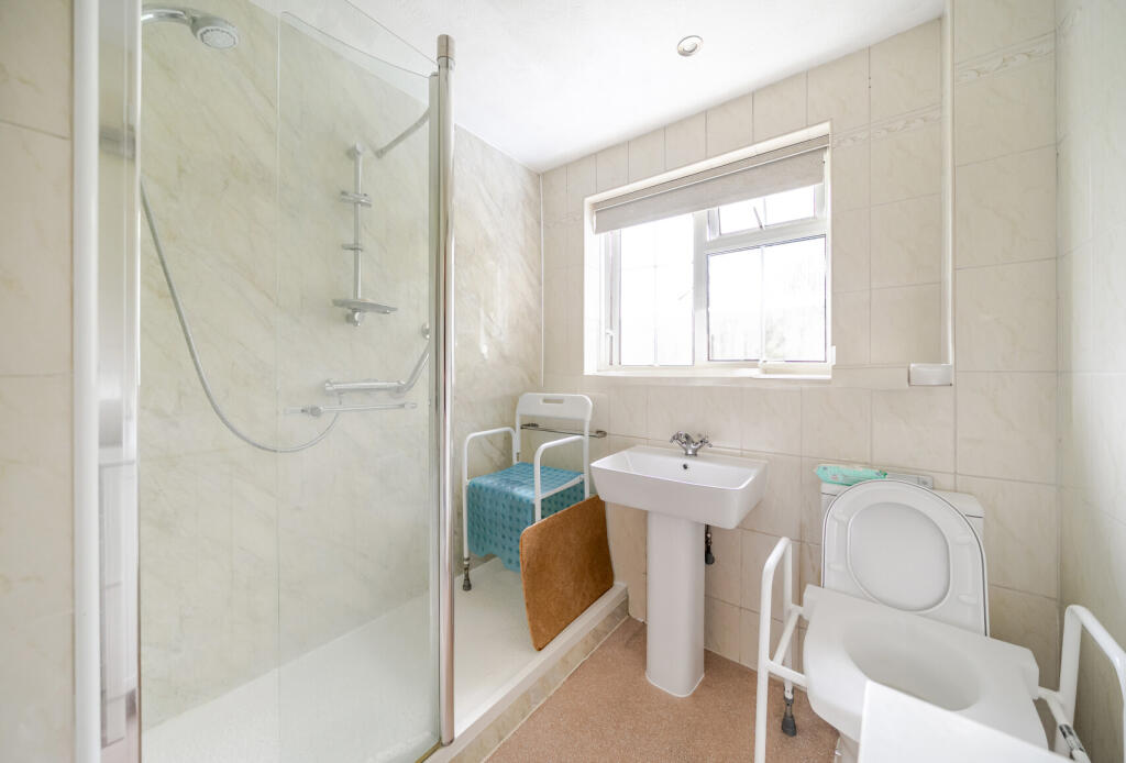 1334454-18-689c82...