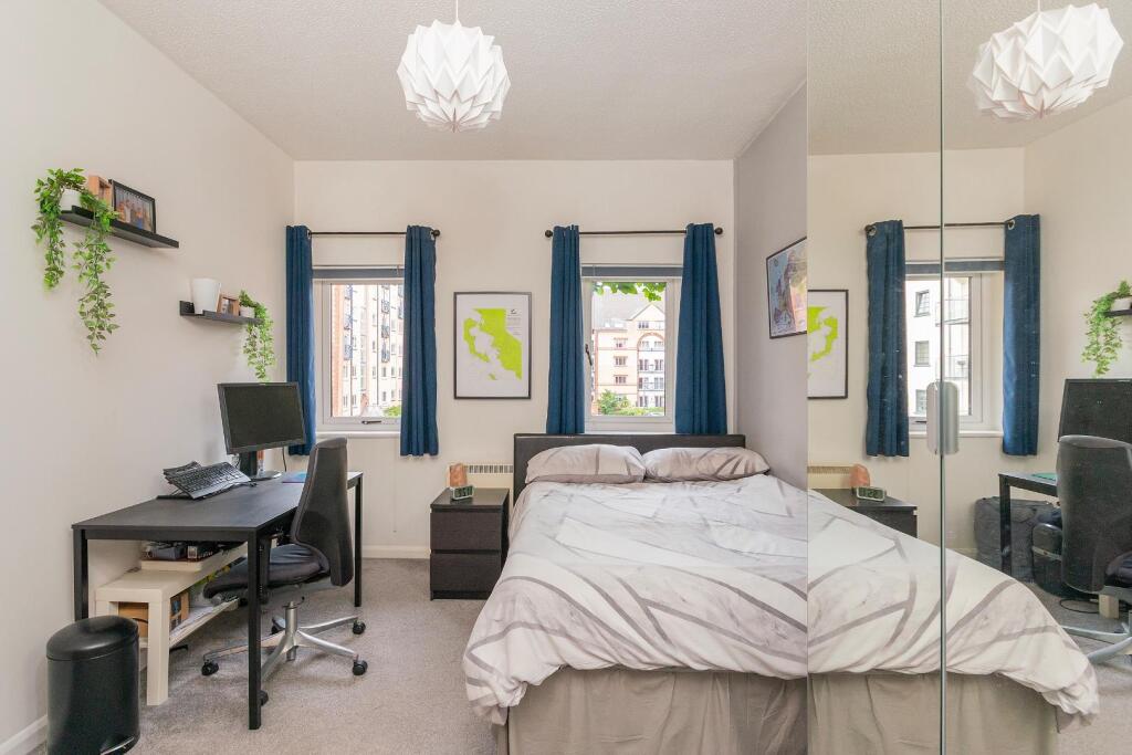 0G6CRE - Bedroom C.jpg