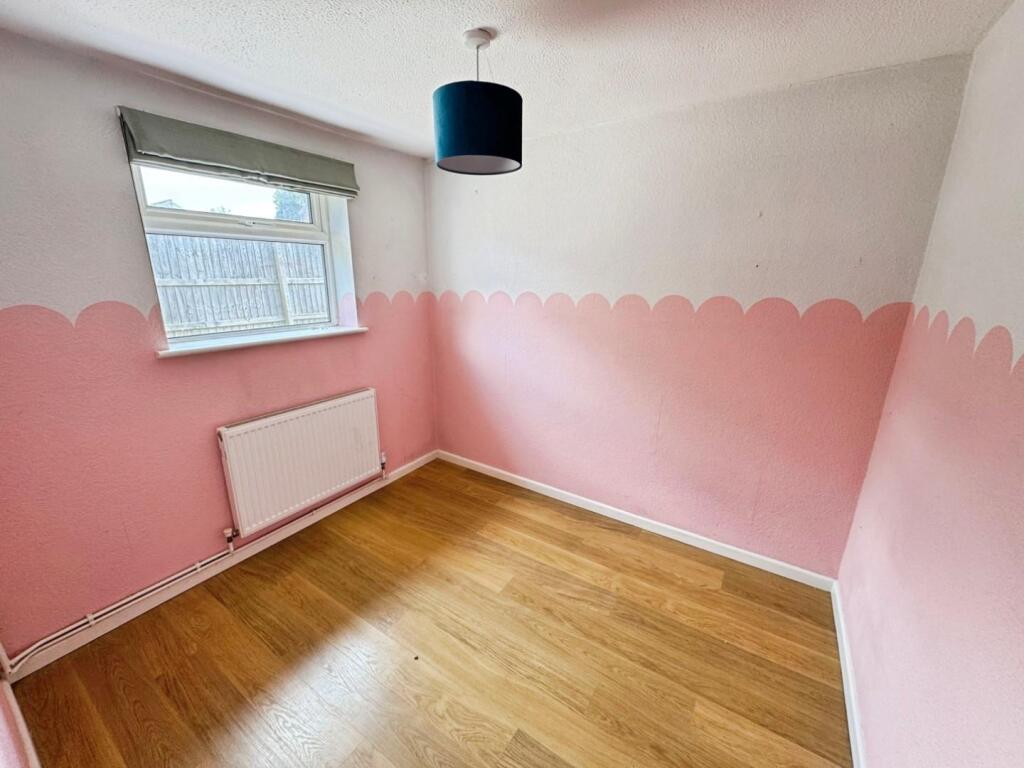 86a58048-Bedroom 202.jpg