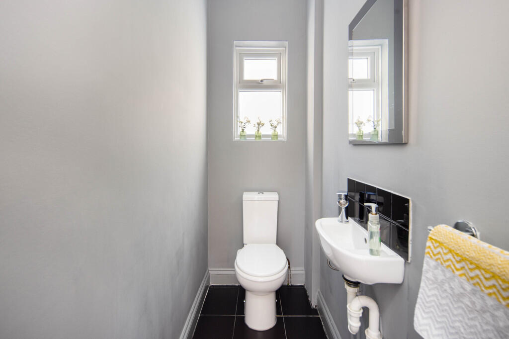 29_Bathroom