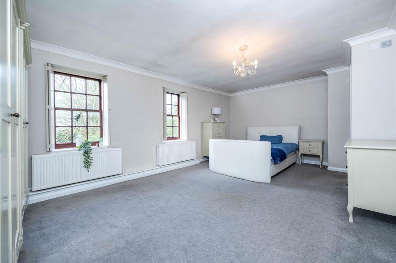 Guest bedroom