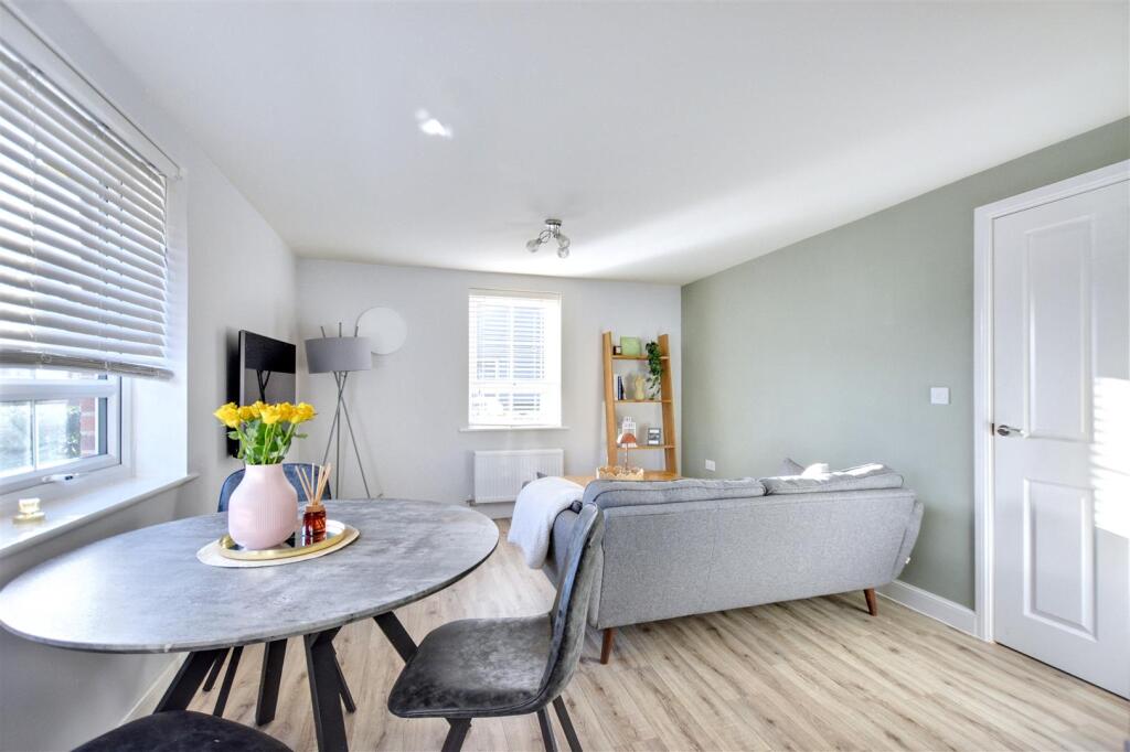 Open Living Kitchen_3.jpeg