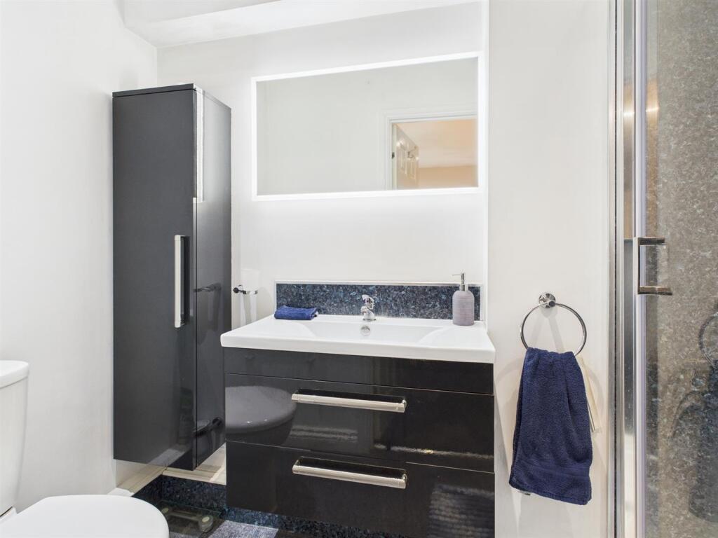 En-Suite Shower Room