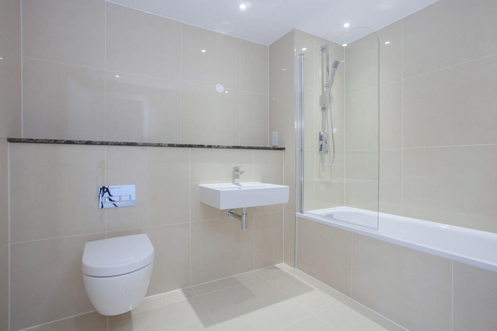 En-suite one