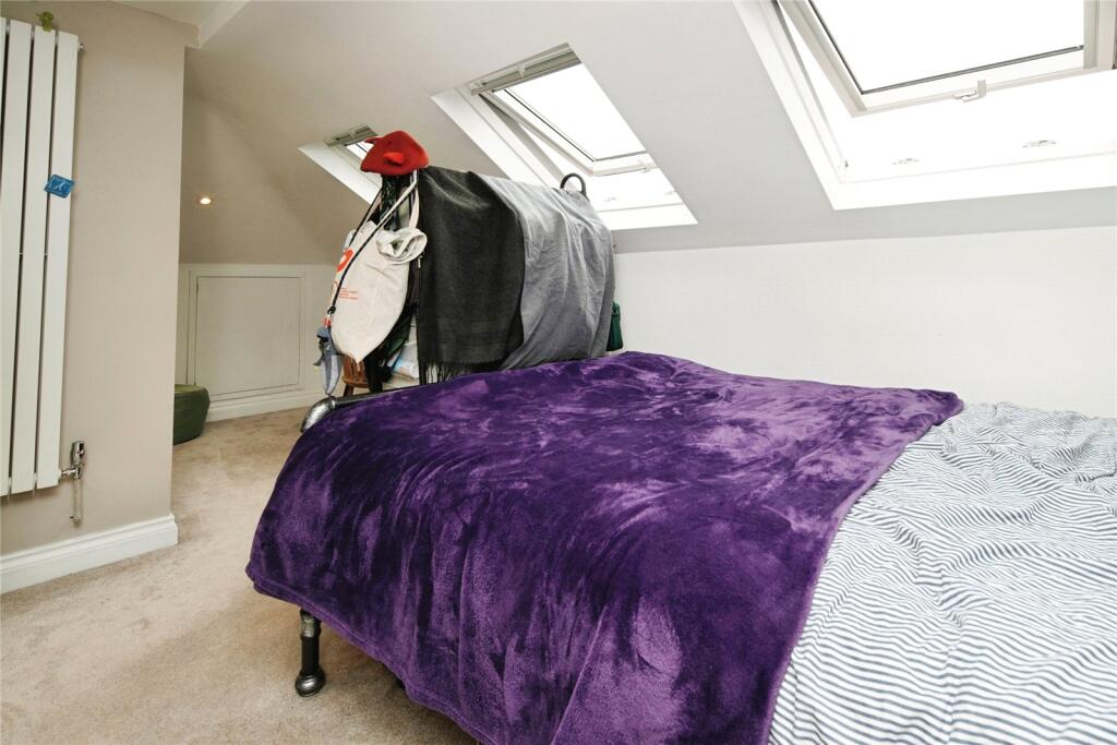 Bedroom/Office