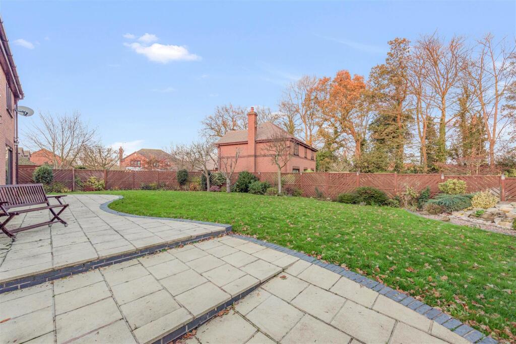 72 Main Street, Netherseal