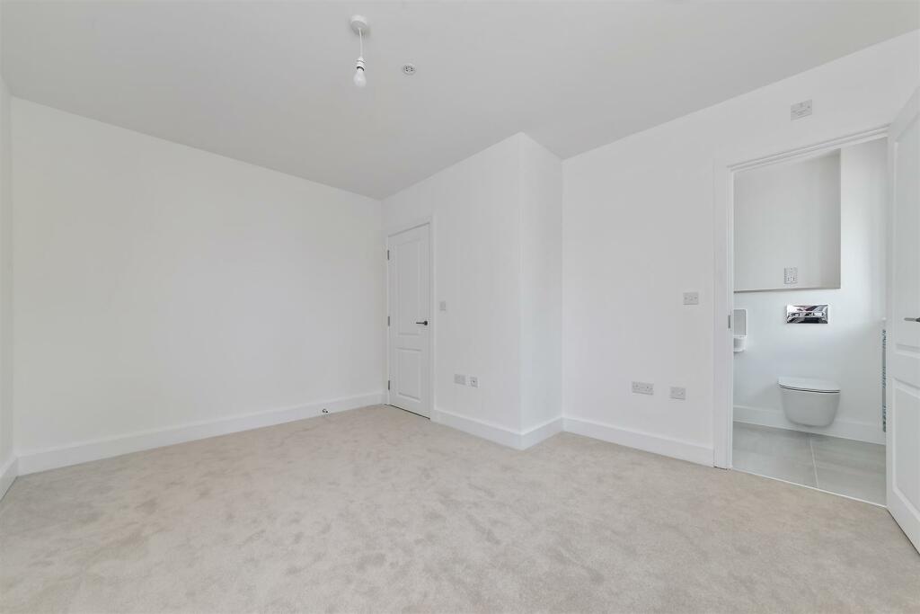 1OakviewGardens-24.jpg