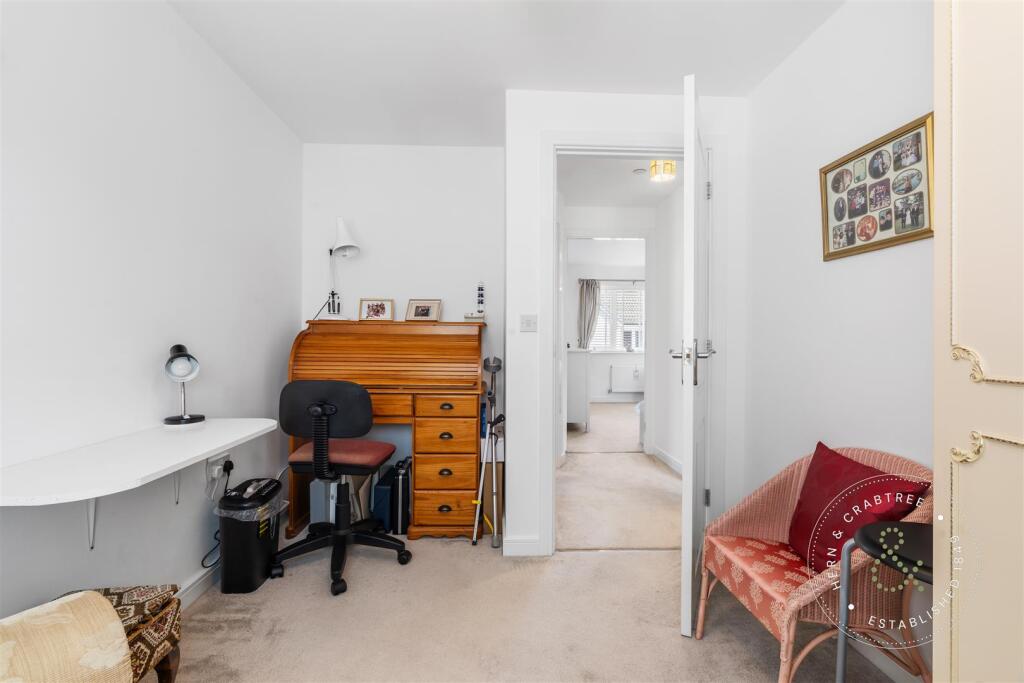 Int, Heol Bennett, Hern Crabtree (16).jpg