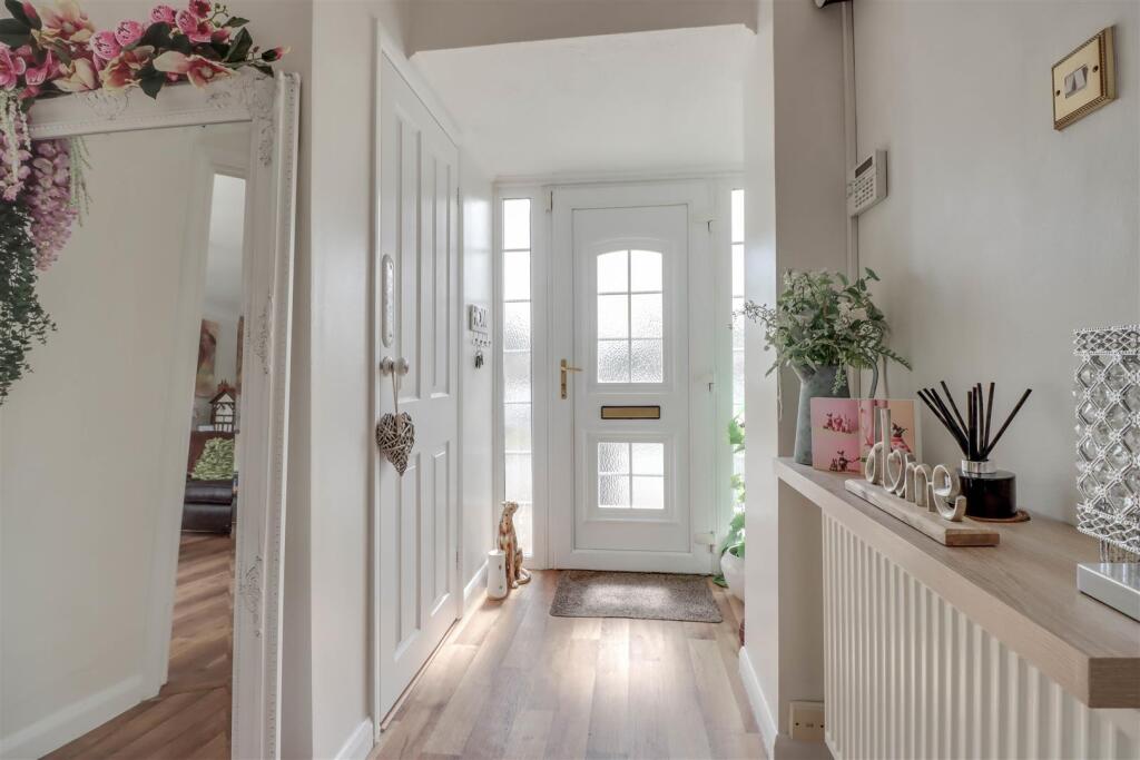 14 BURNE AVENUE-8.jpg
