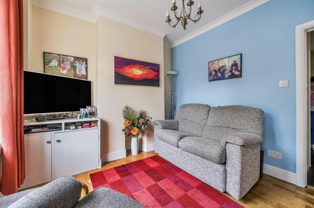 1357618-2-68cc461...