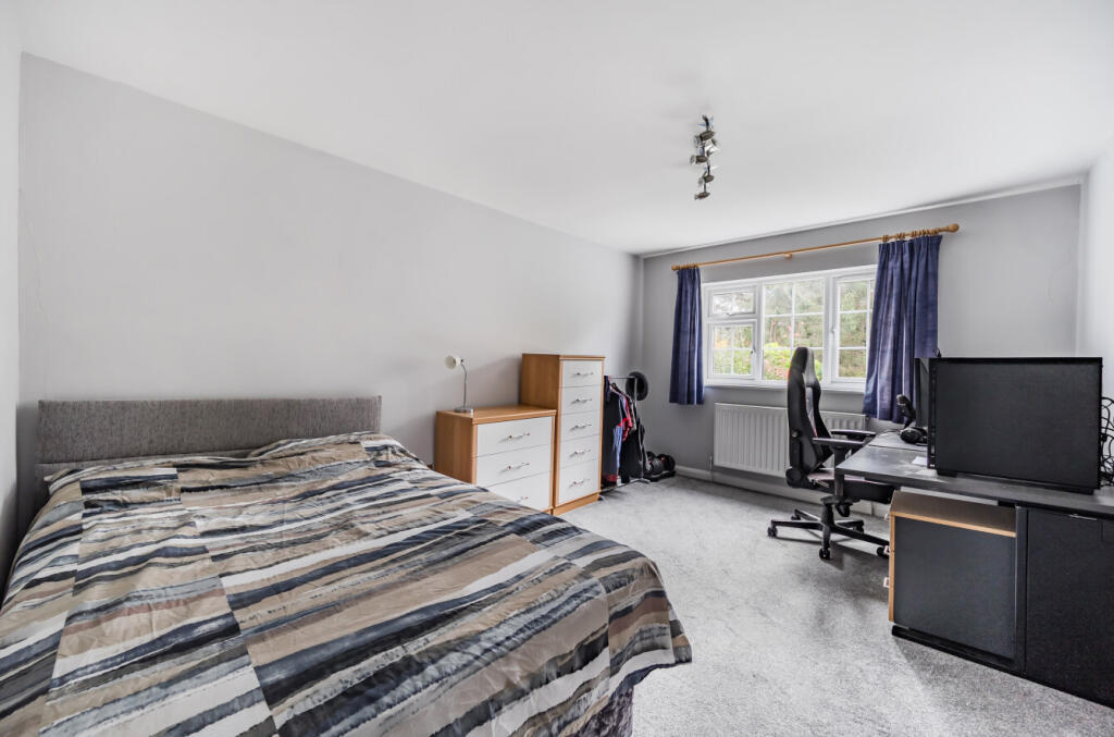 1375149-29-690def...