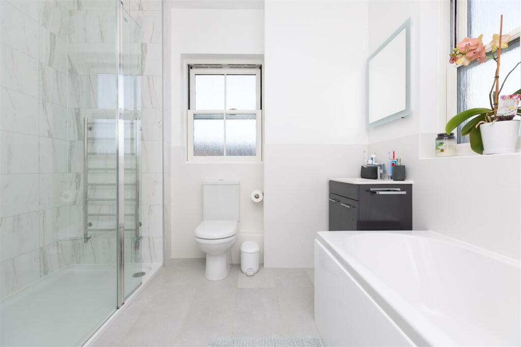 Upgraded Family Bathroom