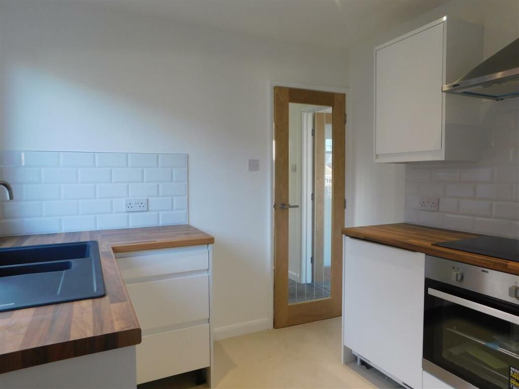 53 Oundle Drive kitchen 1.JPG