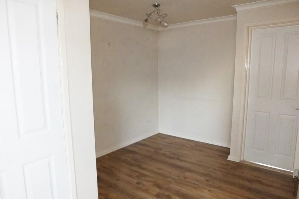 Lounge Dining Area