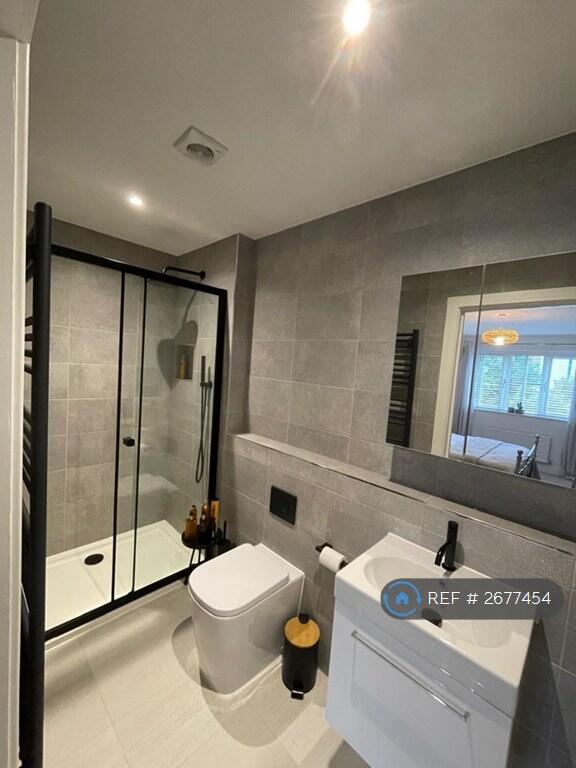 Ensuite To Bedroom 1