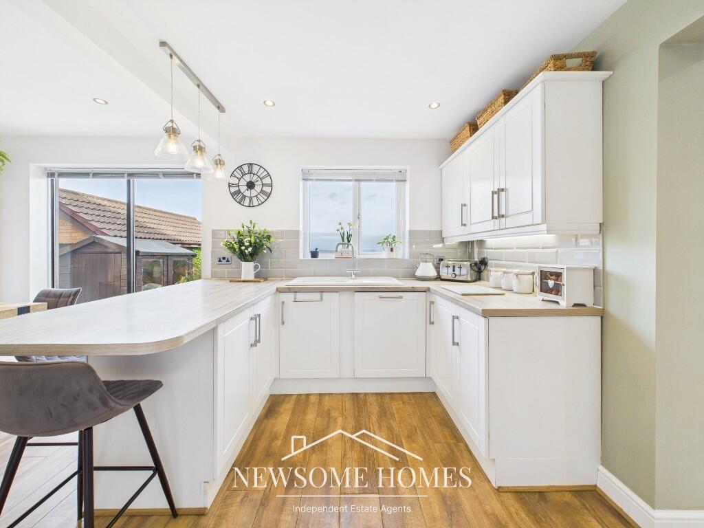 Kitchen/ Family Room