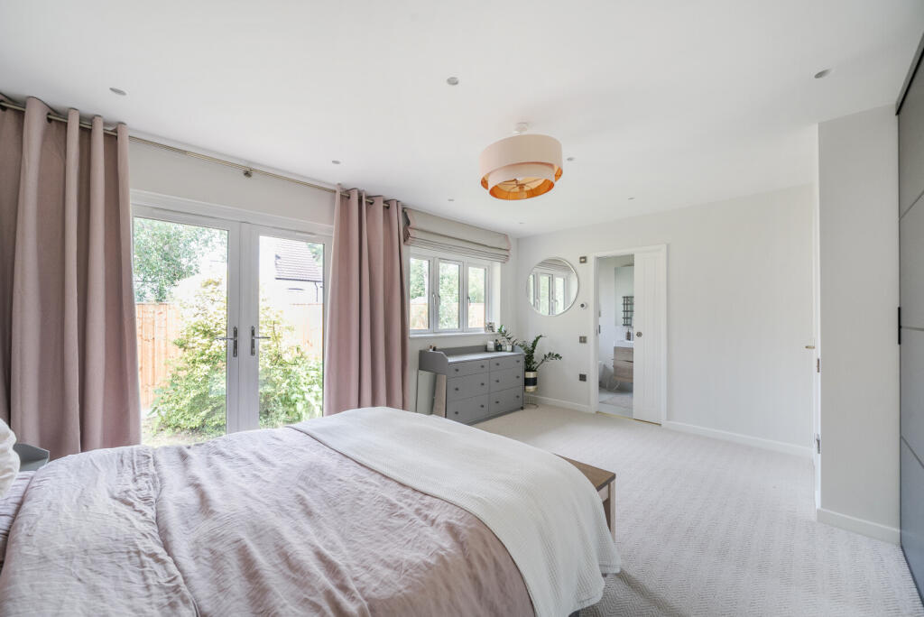 1312294-22-685bff...