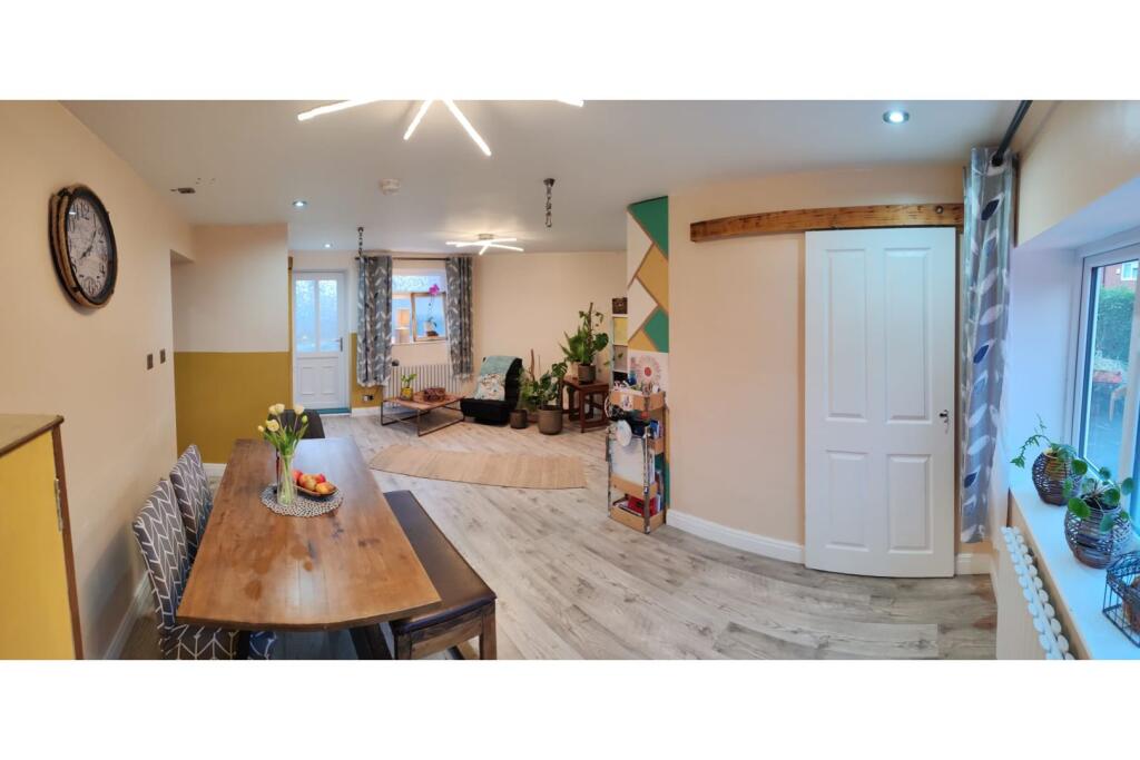 Living / Dining Room