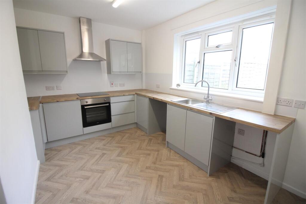 Kitchen/Breakfast Room