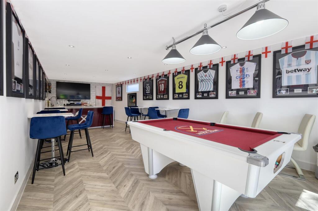 IMG_8632_1 copy 2.jpg