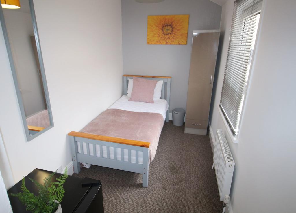 Room 4