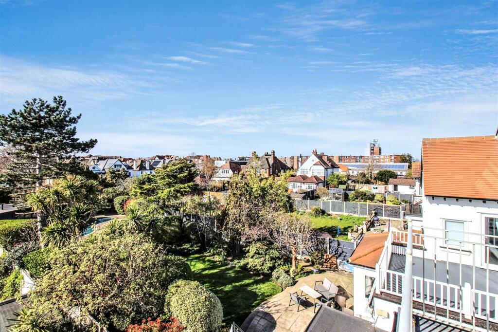 View to right of balcony.jpg