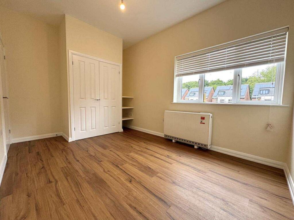 BEDROOM.jpg