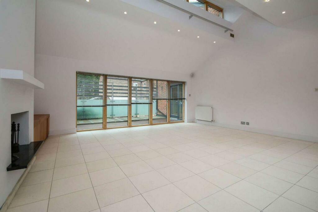 Living Room Aspect 3