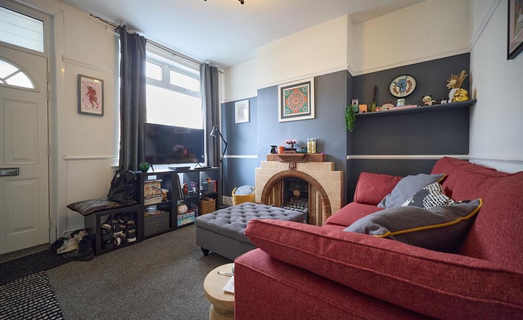 Front Lounge