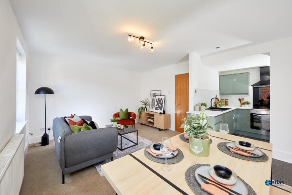 Lounge/Kitchen