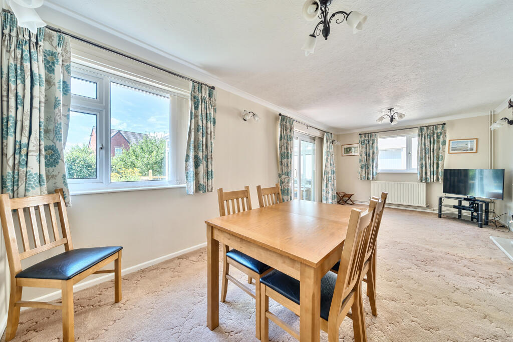 Living / Dining Room