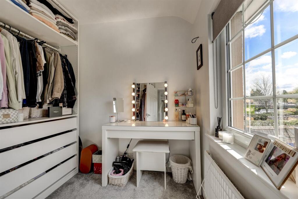 Dressing Room/Bedroom 3
