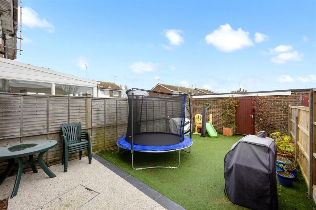 Coleridge Close_3-018.jpg